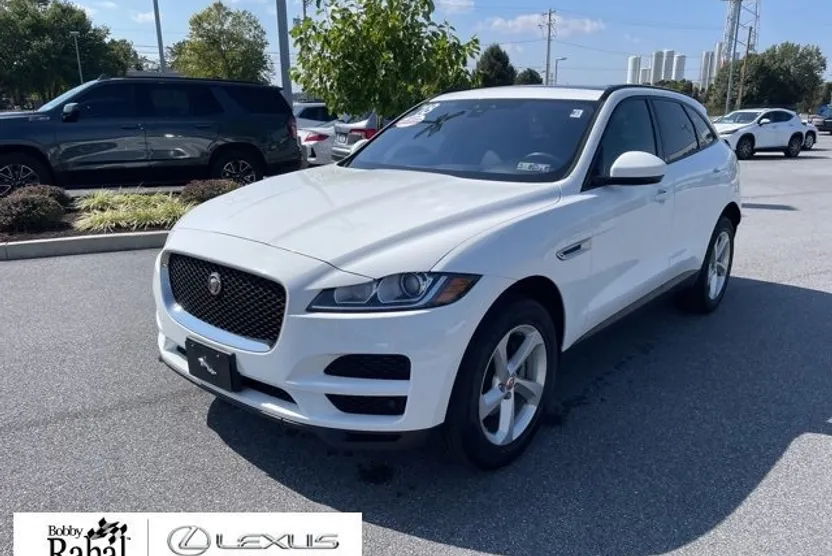 2018 Jaguar F-PACE Premium photo 1