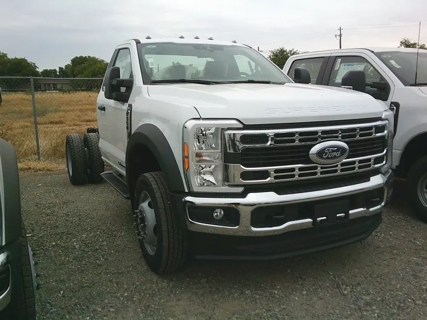 2026 Ford F-550 XL photo 1