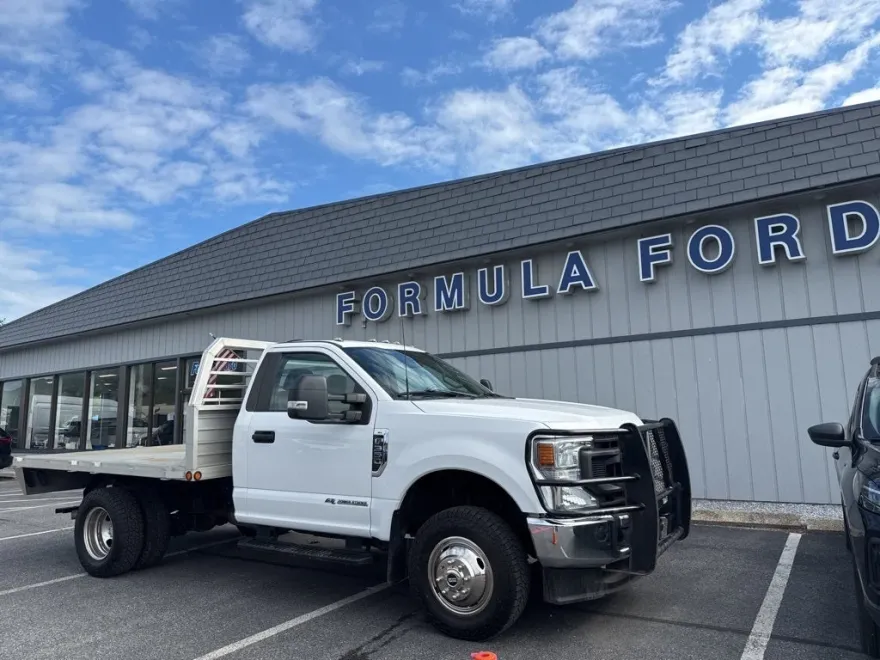 2022 Ford F-350 photo 1