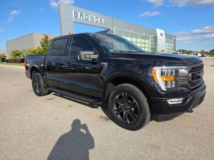 2022 Ford F-150 XLT photo 1