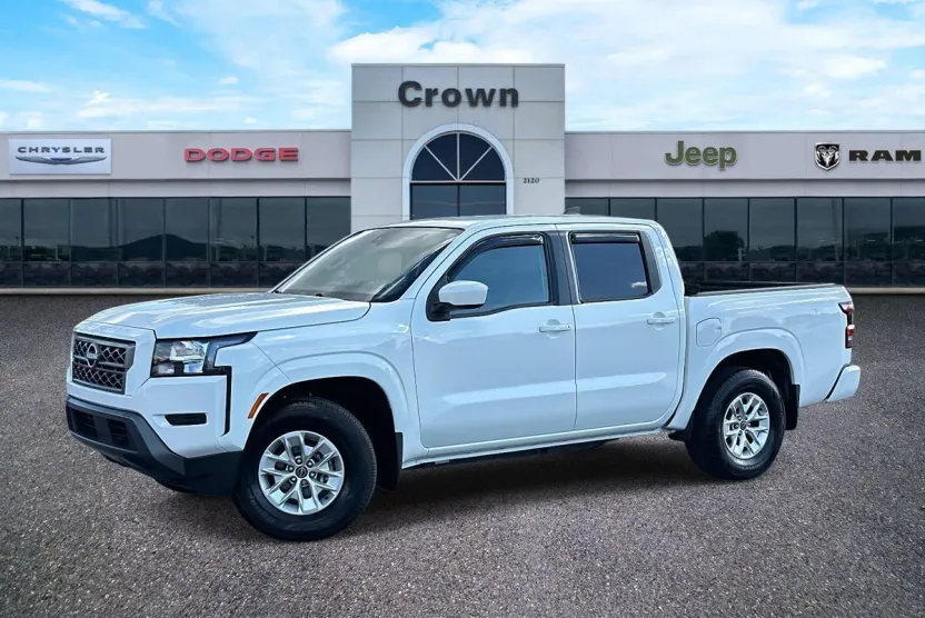 2024 Nissan Frontier Crew Cab SV photo 1