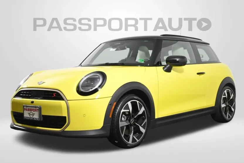 2025 Mini Cooper 2 Door Hardtop S photo 1