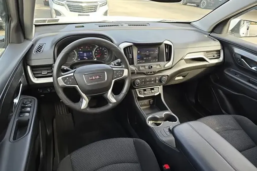2022 Gmc Terrain SLE photo 1