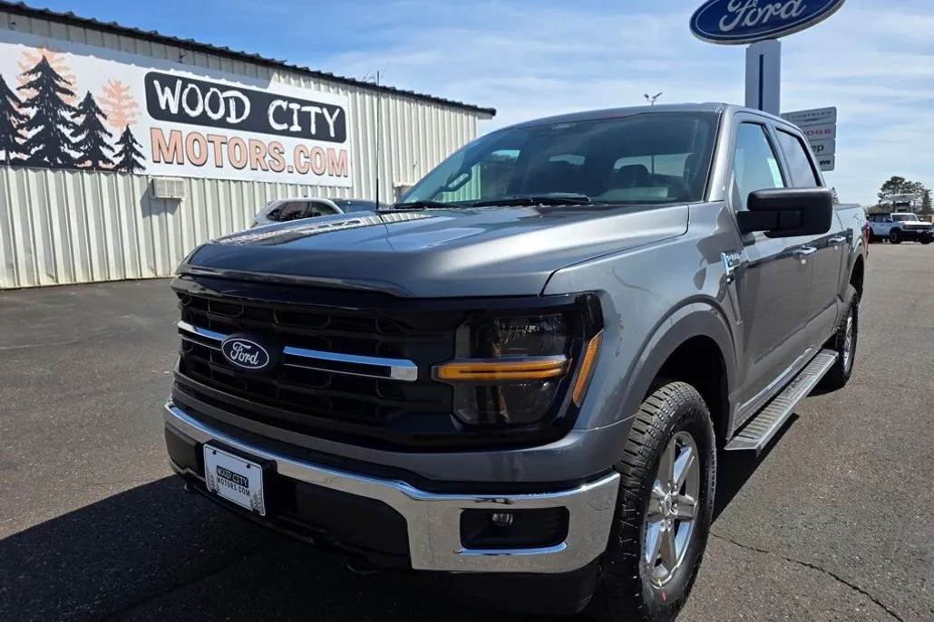 2025 Ford F-150 XLT photo 1