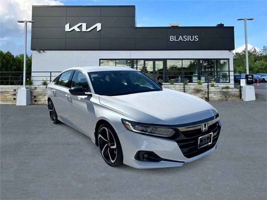 2022 Honda Accord Sport photo 1