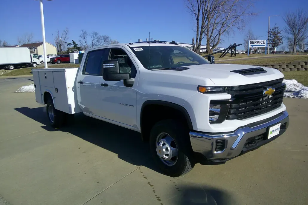 2025 Chevrolet Silverado 3500HD Work Truck photo 1