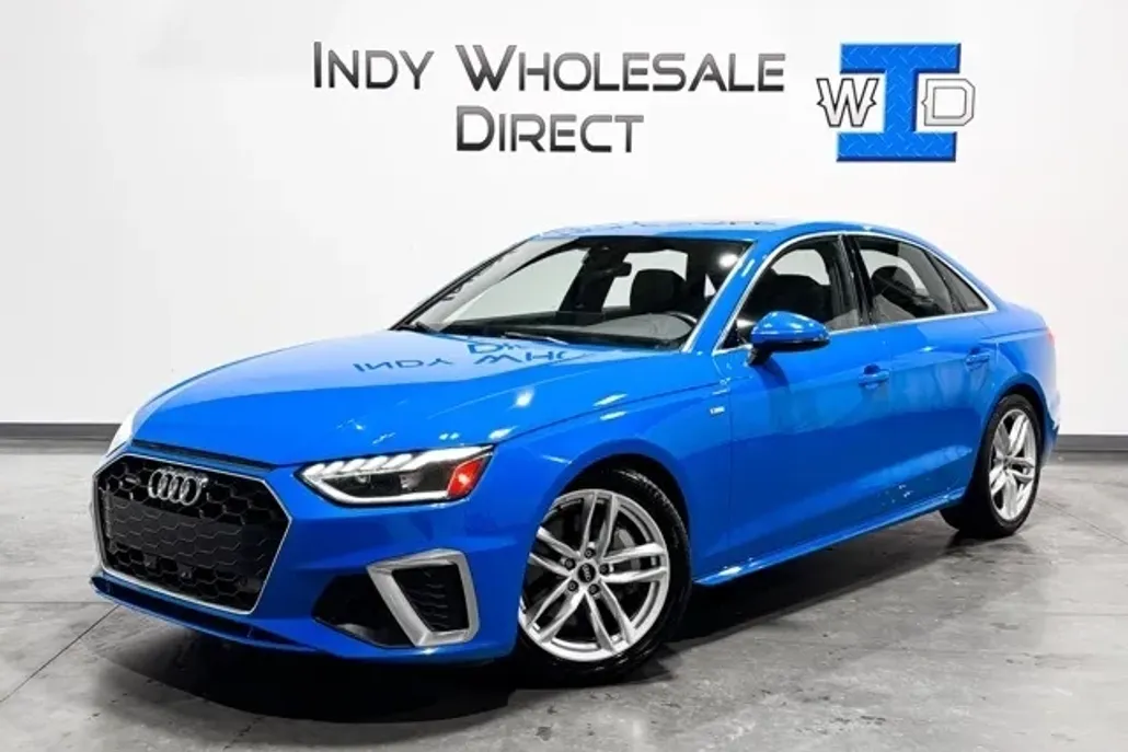 2022 Audi A4 45 S line Premium Plus photo 1
