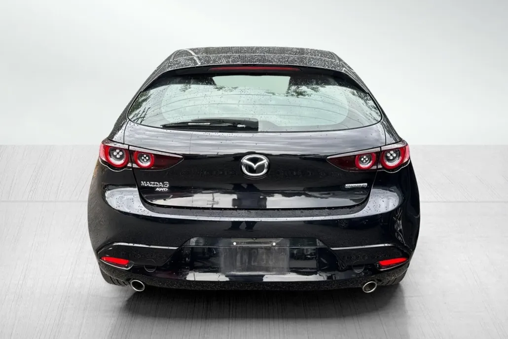2021 Mazda Mazda3 Preferred Hatchback photo 1
