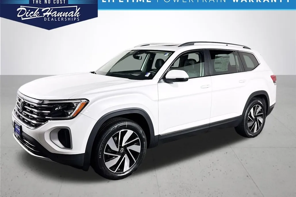 2025 Volkswagen Atlas SEL photo 1