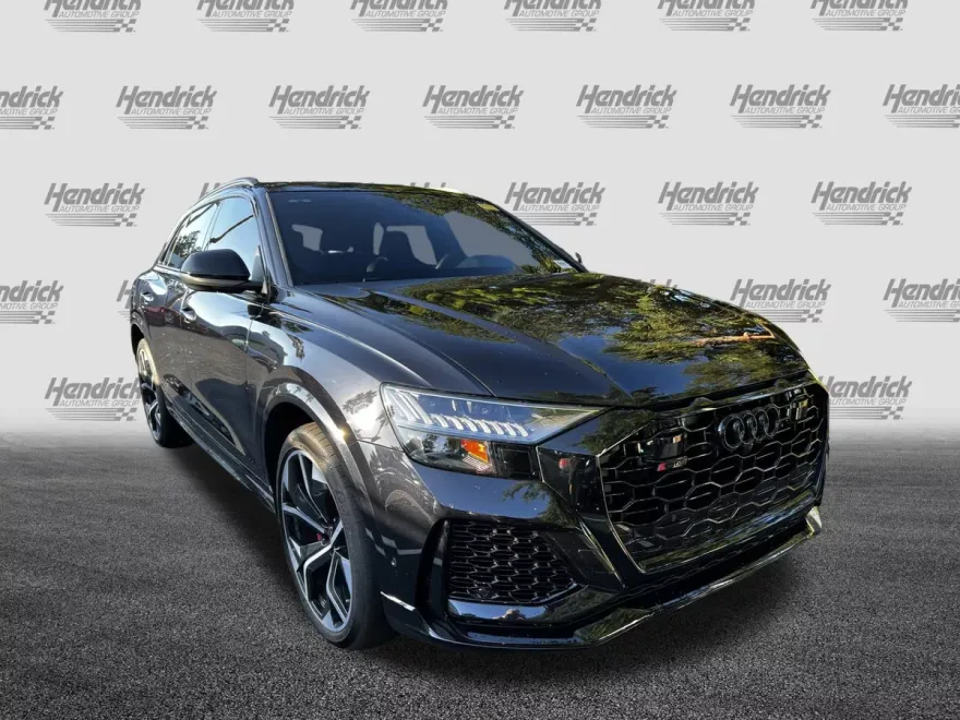 2021 Audi RS Q8 photo 1