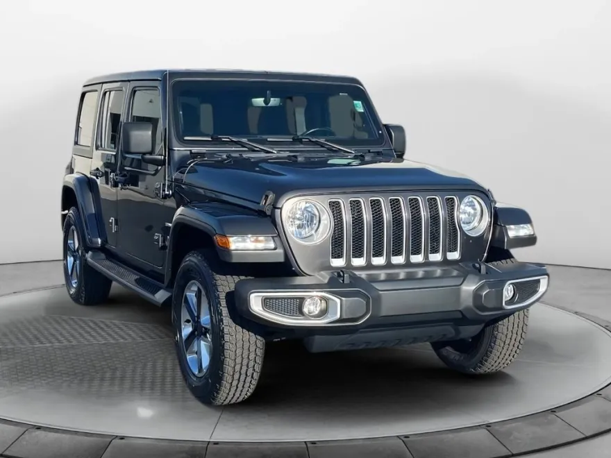 2020 Jeep Wrangler Unlimited Sahara photo 1