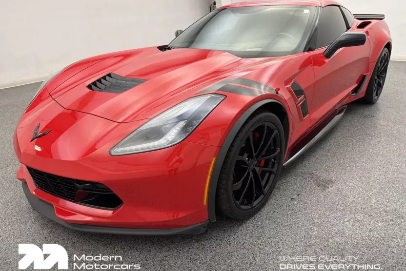 2019 Chevrolet Corvette Grand Sport 2LT photo 1