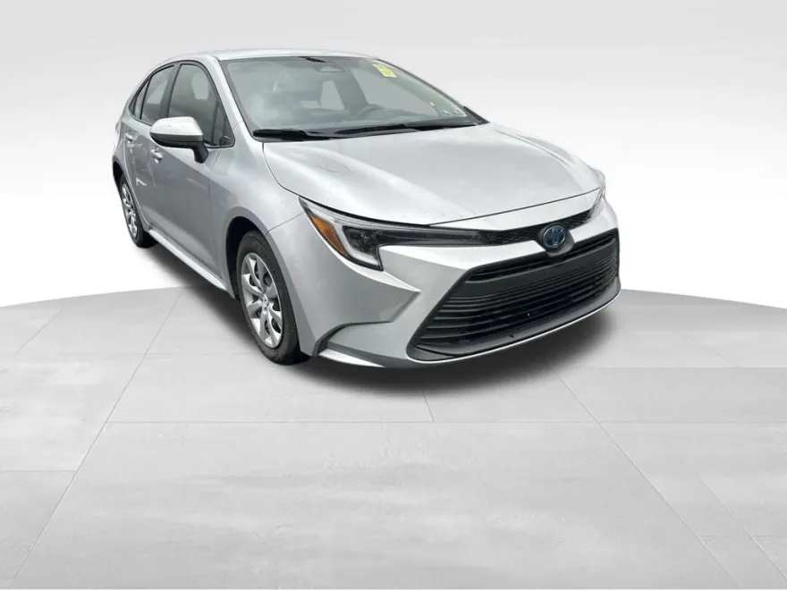 2024 Toyota Corolla Hybrid LE photo 1