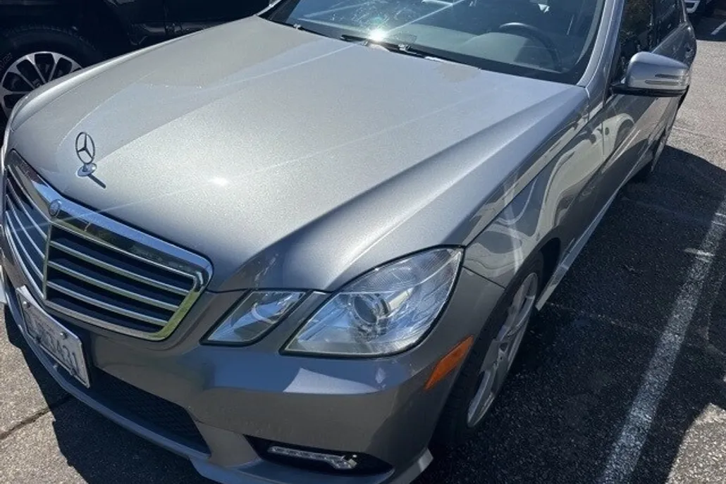 2011 Mercedes Benz E 350 Sedan photo 1