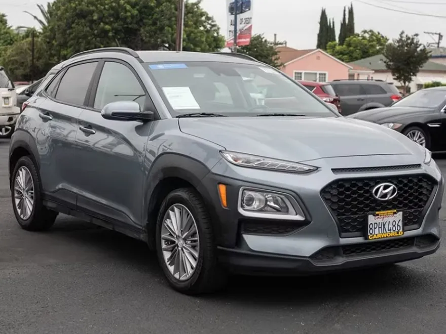 2020 Hyundai Kona SEL photo 1