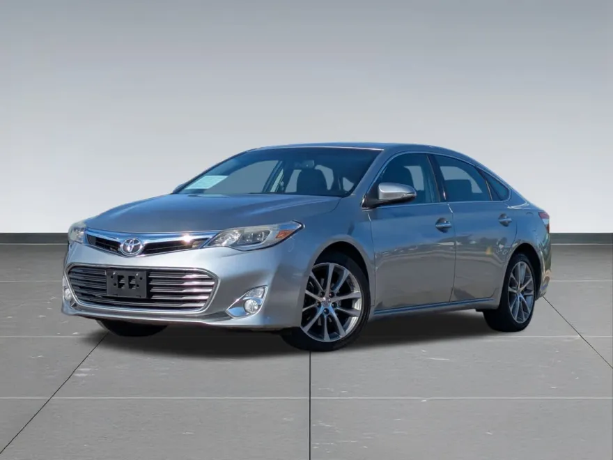 2015 Toyota Avalon XLE Touring photo 1