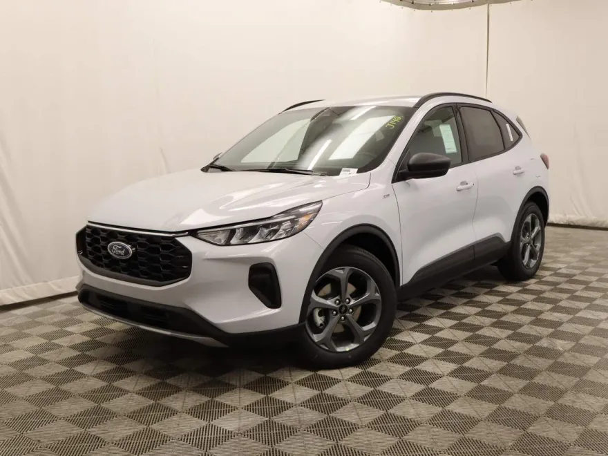 2025 Ford Escape Hybrid ST-Line photo 1