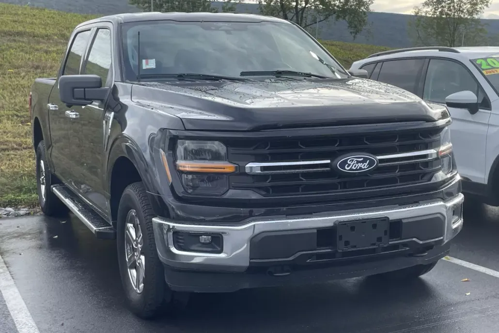 2024 Ford F-150 XLT photo 1