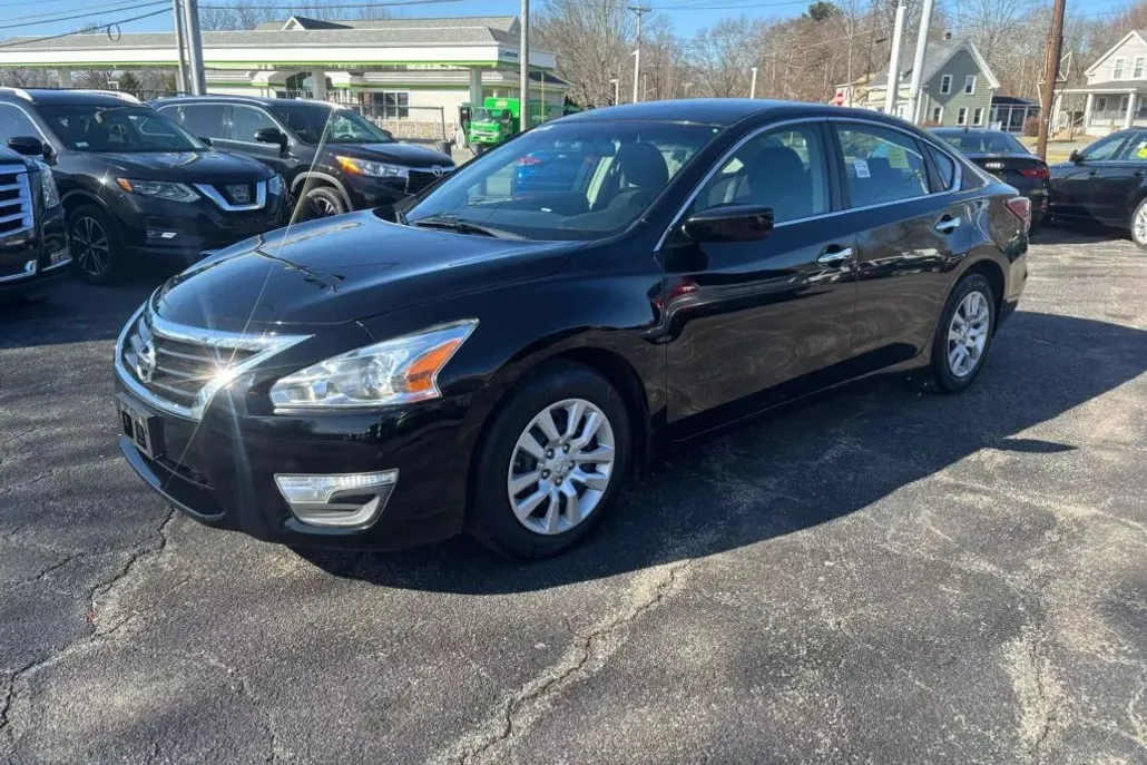 2013 Nissan Altima 2.5 photo 1