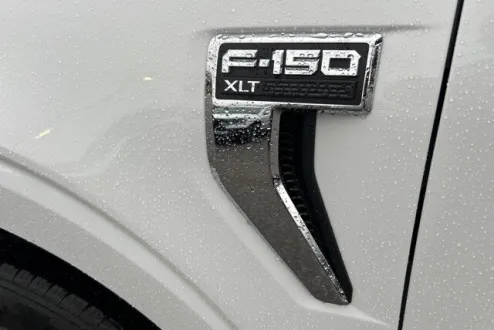 2025 Ford F-150 XLT photo 3