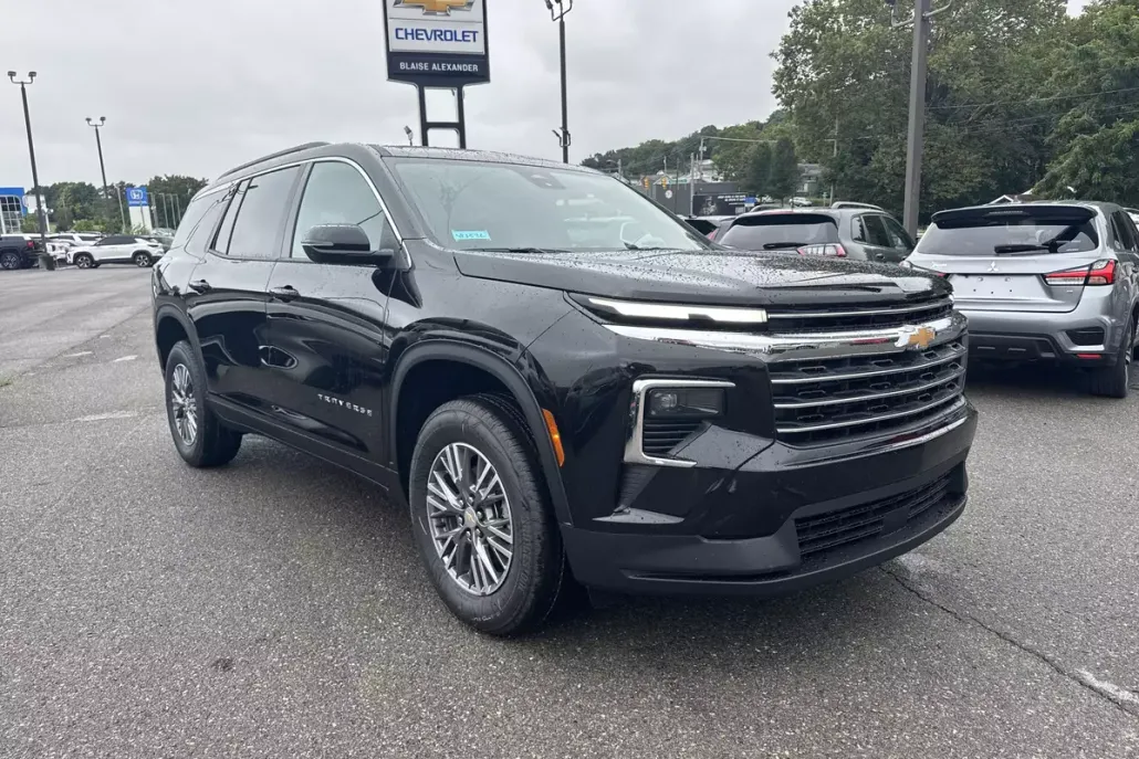 2026 Chevrolet Traverse photo 1