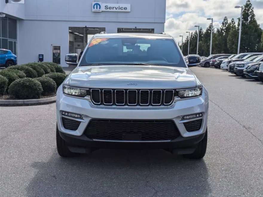 2025 Jeep Grand Cherokee Limited photo 1