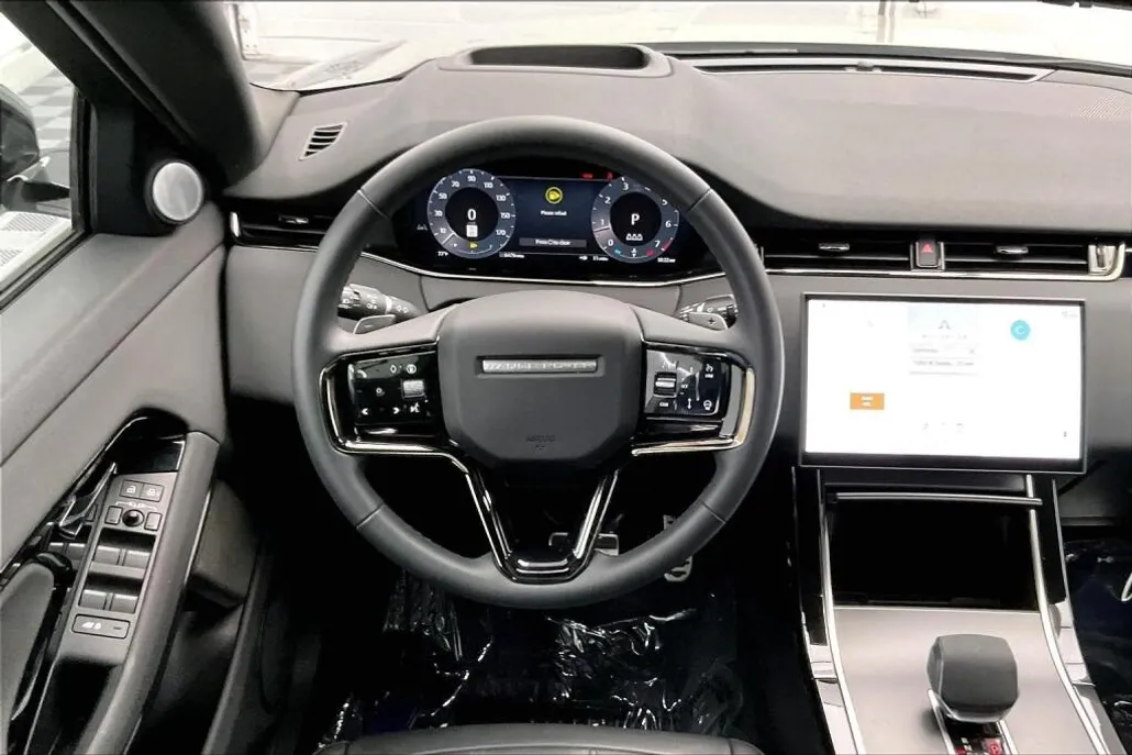 2025 Land Rover Range Rover Evoque Dynamic SE photo 1