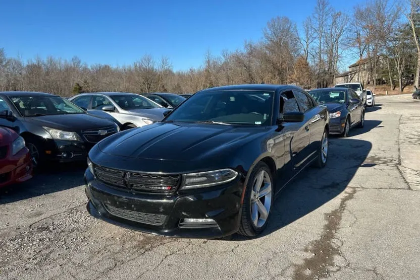 2018 Dodge Charger R/T photo 1