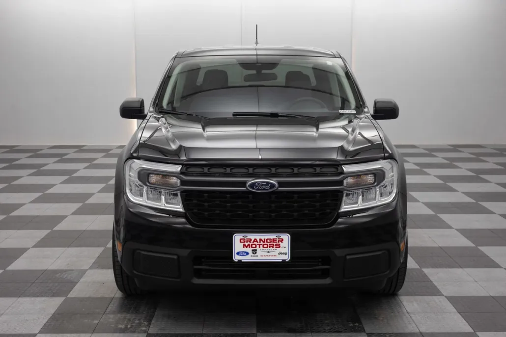 2022 Ford Maverick XLT photo 1