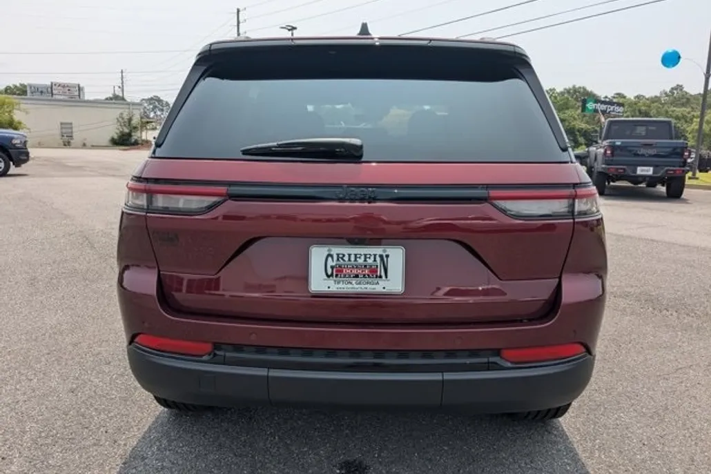 2025 Jeep Grand Cherokee Altitude X photo 1