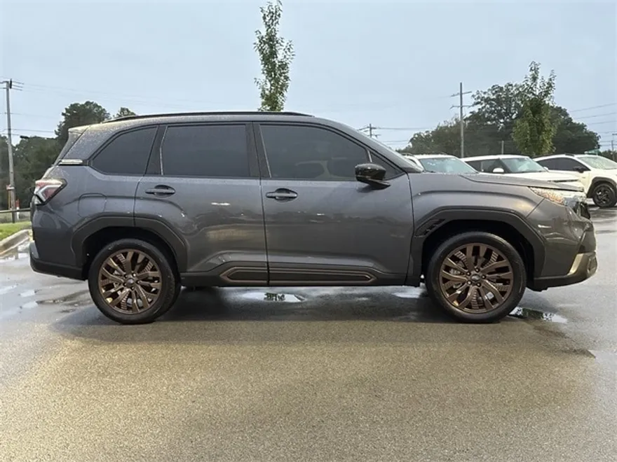 2025 Subaru Forester Sport photo 1