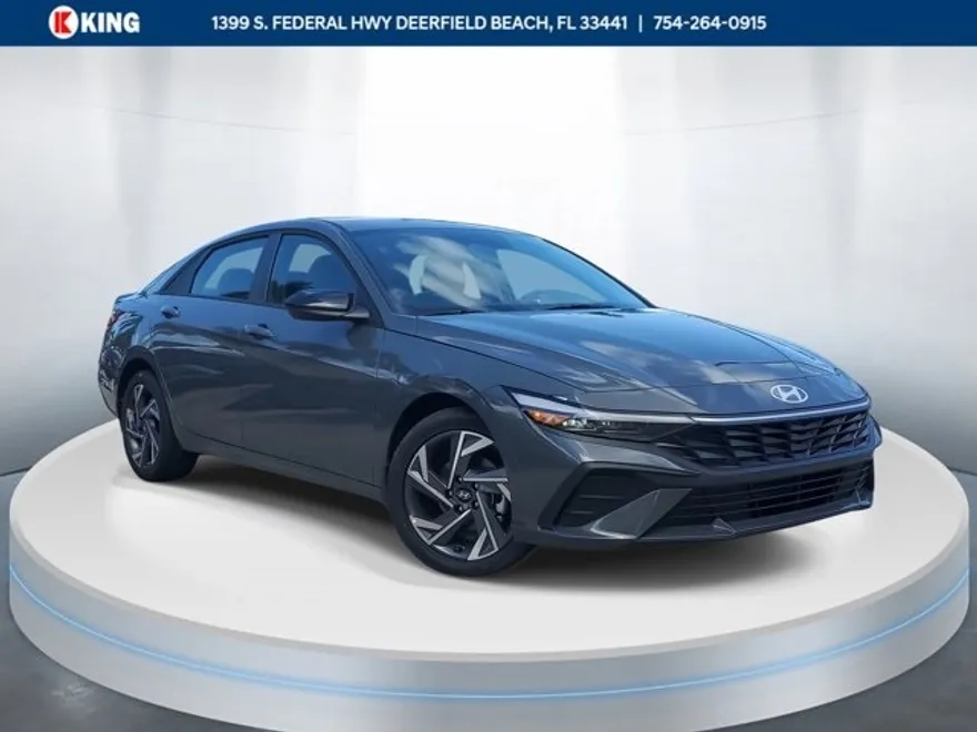 2025 Hyundai Elantra SEL Sport photo 1