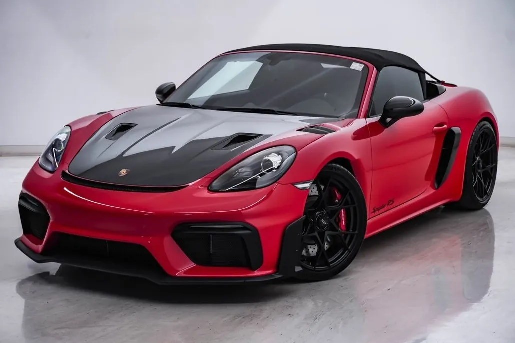 2024 Porsche Boxster Spyder photo 1
