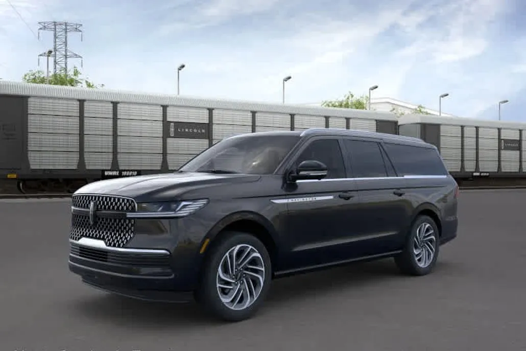 2025 Lincoln Navigator L Reserve photo 1