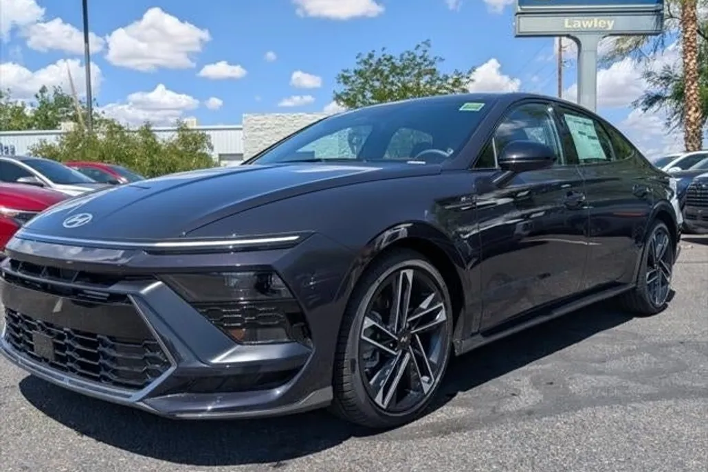 2025 Hyundai Sonata N Line photo 1