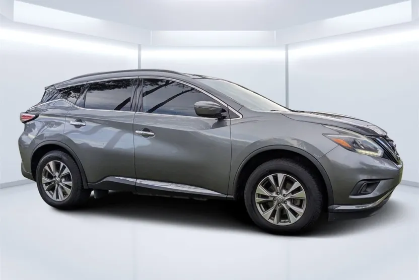 2018 Nissan Murano SV photo 1