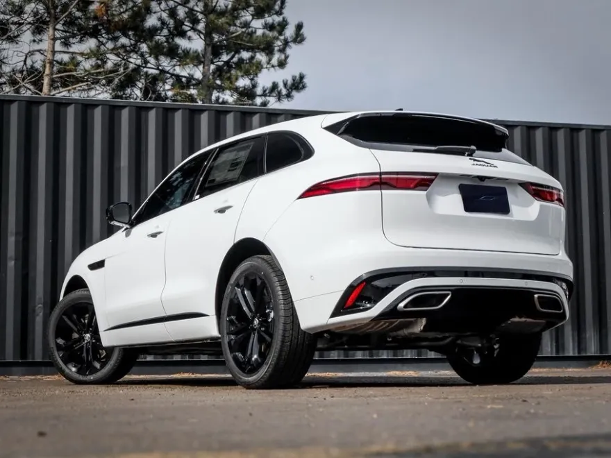 2025 Jaguar F-PACE P400 R-Dynamic S photo 1