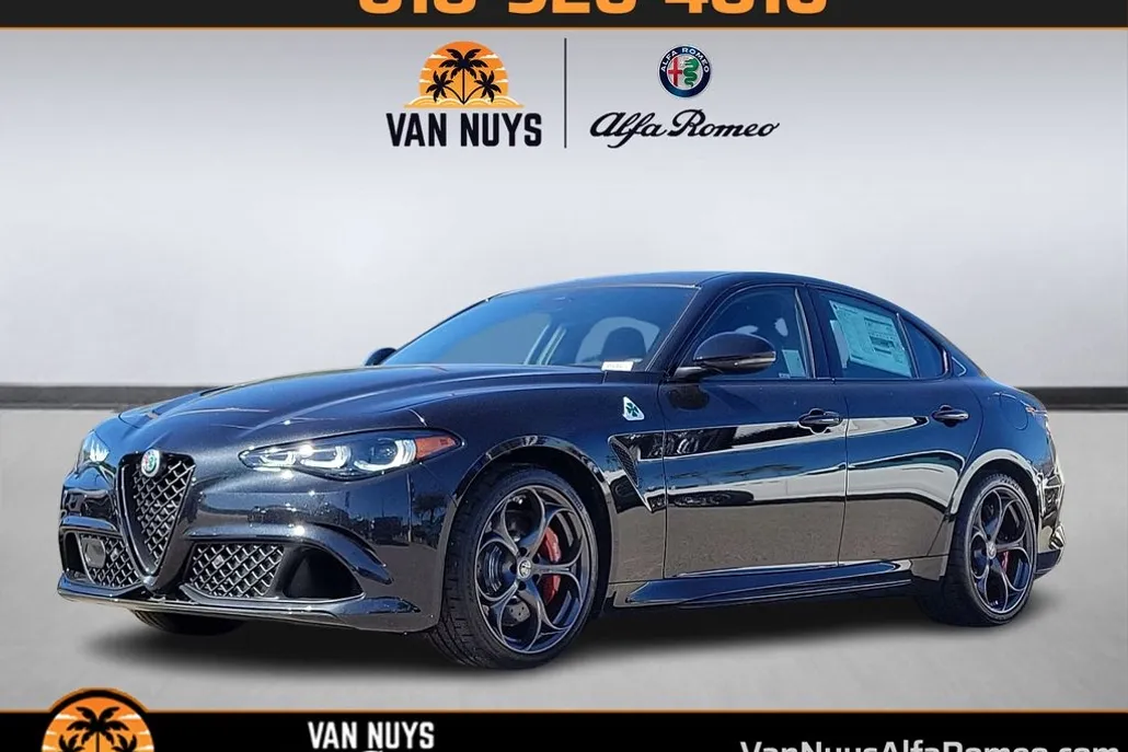 2024 Alfa Romeo Giulia Quadrifoglio photo 1