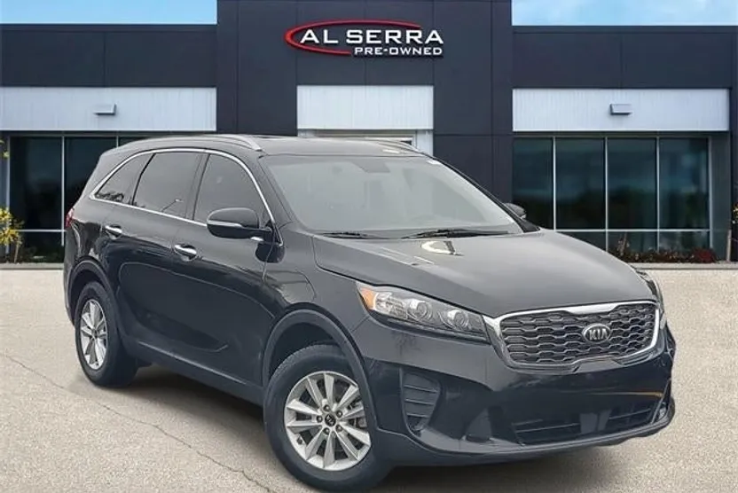2020 Kia Sorento LX photo 1
