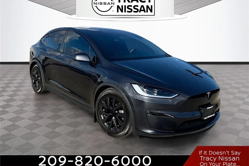 2023 Tesla Model X photo 1