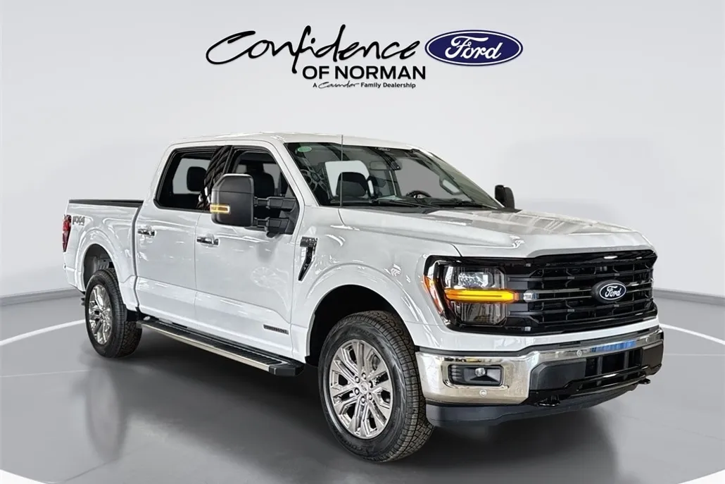 2025 Ford F-150 XLT photo 1