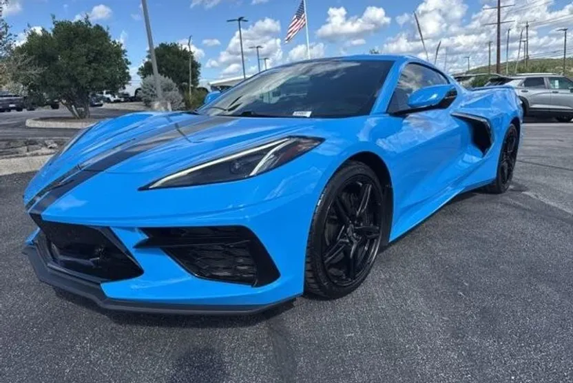 2021 Chevrolet Corvette Stingray 1LT photo 1