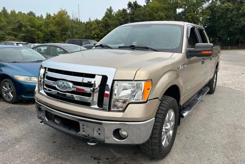 2012 Ford F-150 XLT photo 1