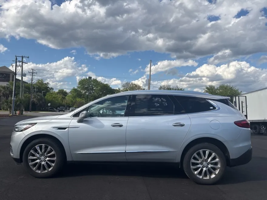 2019 Buick Enclave Premium photo 1