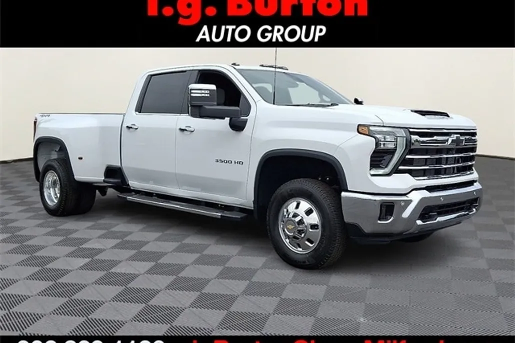 2026 Chevrolet Silverado 3500HD LTZ photo 1