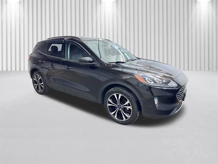 2022 Ford Escape SEL photo 1
