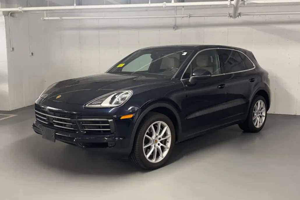 2021 Porsche Cayenne photo 1