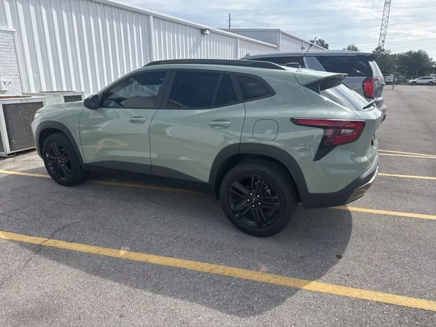 2025 Chevrolet Trax ACTIV photo 1