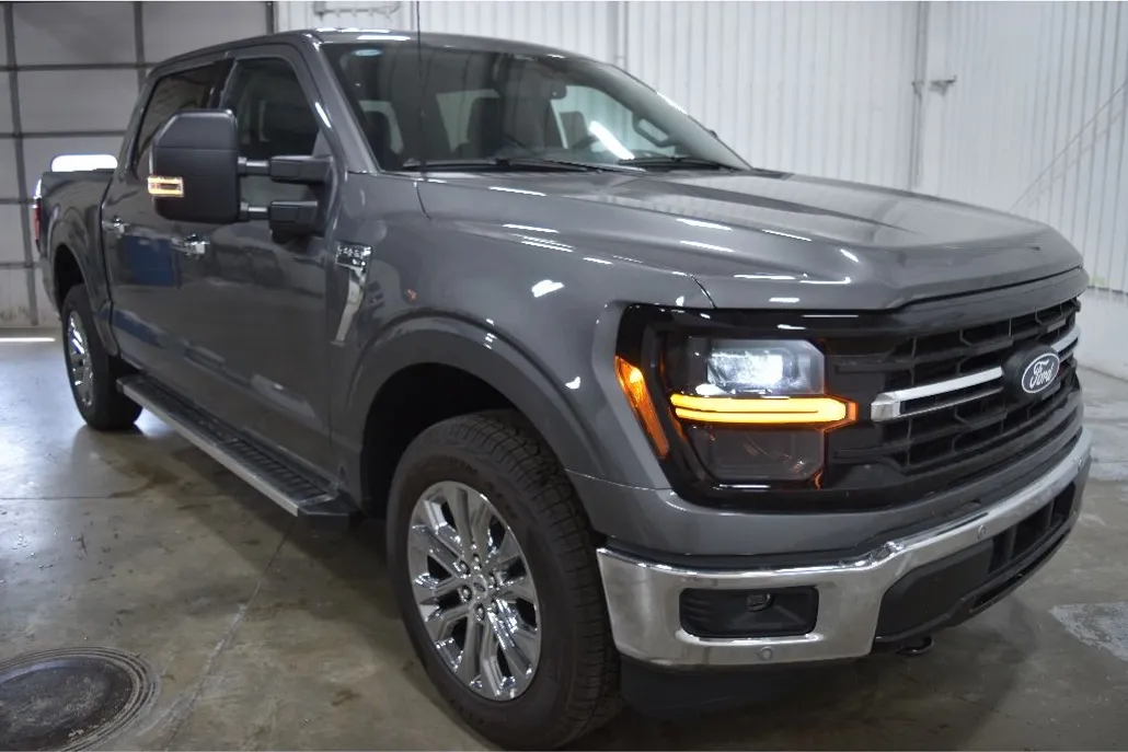 2024 Ford F-150 XLT photo 1