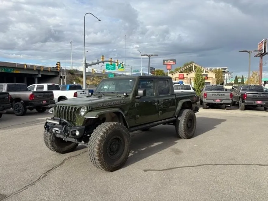 2022 Jeep Gladiator Sport photo 1